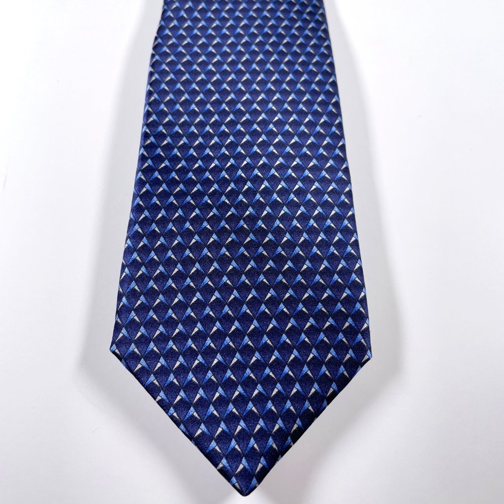 Euc Silk Lanvin Narrow Tie W/Light Blue & Navy Geometric Pattern